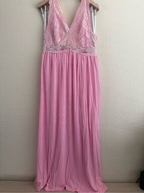 Delicate Pink Lace-Trim Maxi Chemise